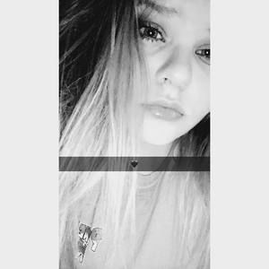 Meet your Posher, Carrie